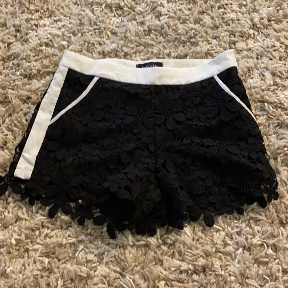 Fab’rik size S shorts